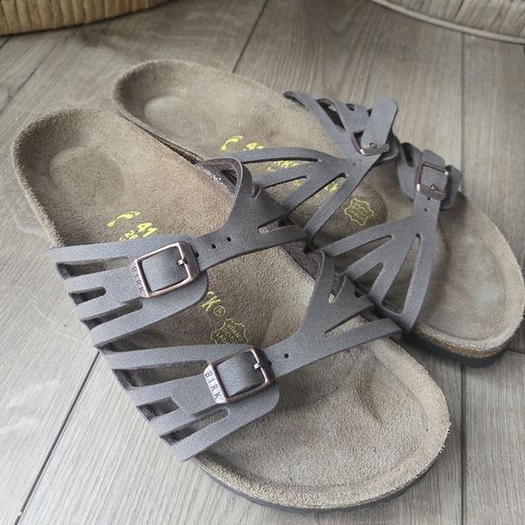 Birkinstock Granada Sandals In Mocha - Picture 2 of 6